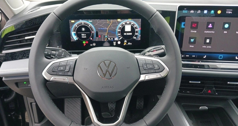 Volkswagen Passat cena 198200 przebieg: 10, rok produkcji 2024 z Wadowice małe 667